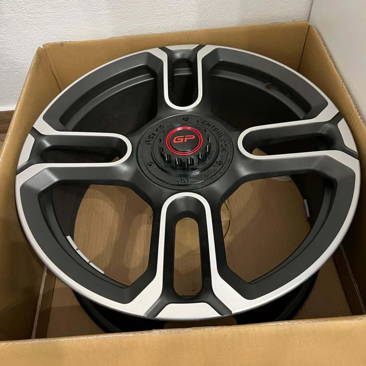 Product image 4